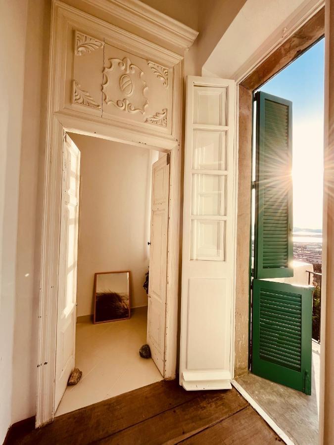 Antica Dimora La Madonnina, Residenza Storica Con Vista Incantevole A Cagliari Apartment Exterior photo
